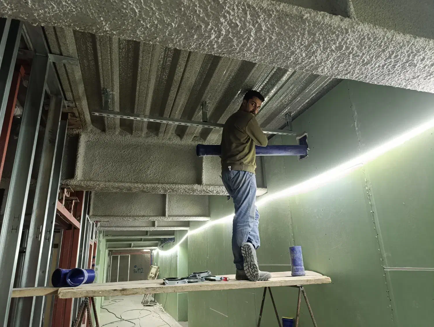 اکیپ تاسیسات کنترات لوله کش ، عایقکار ، نصب فنکوئل|استخدام معماری، عمران و ساختمانی|قم, مسکن مهر|دیوار