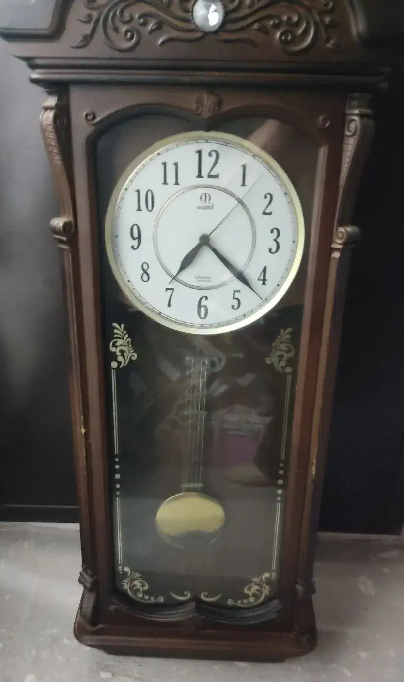 ساعت دیواری|ساعت دیواری و تزئینی|رشت, دباغیان|دیوار