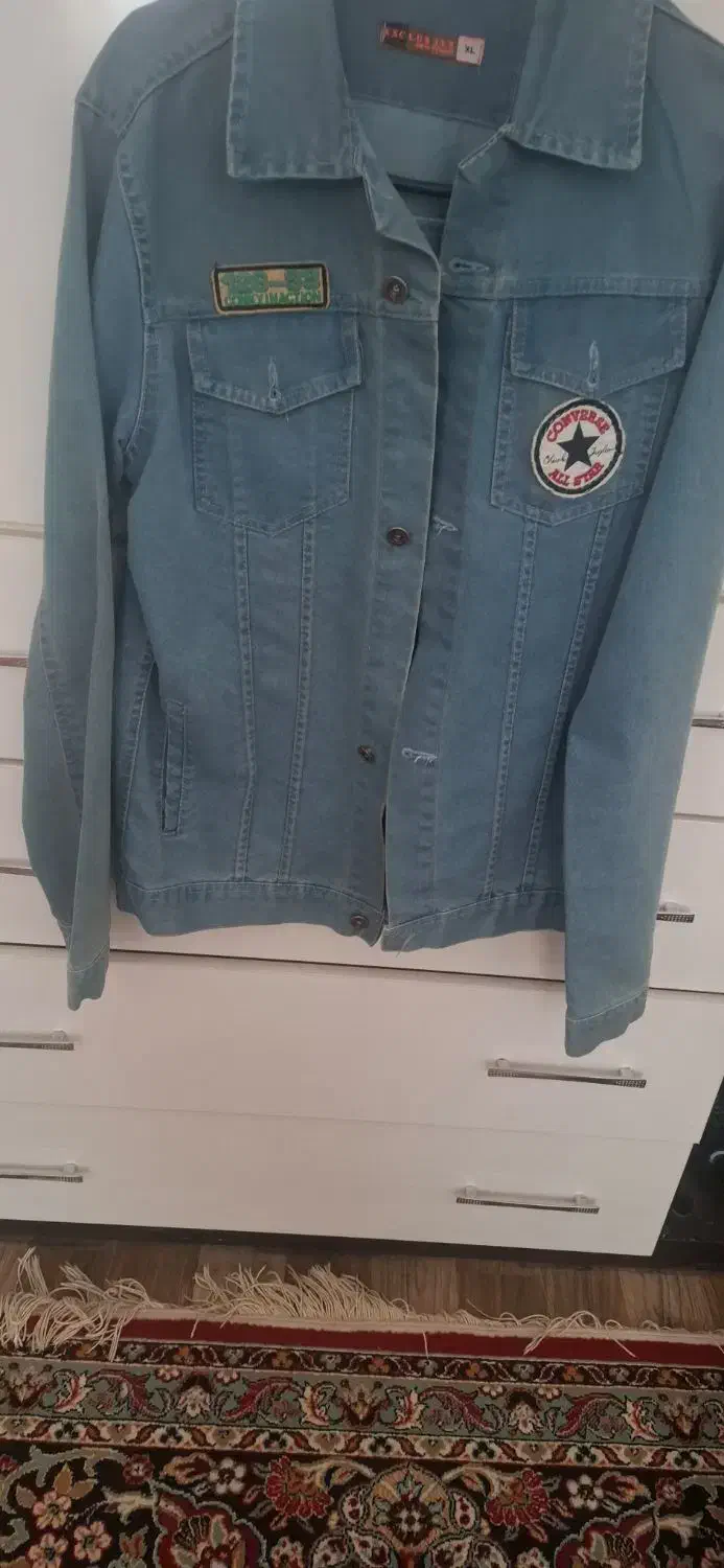 کت لی رنگ آبی|لباس|بیجار, |دیوار