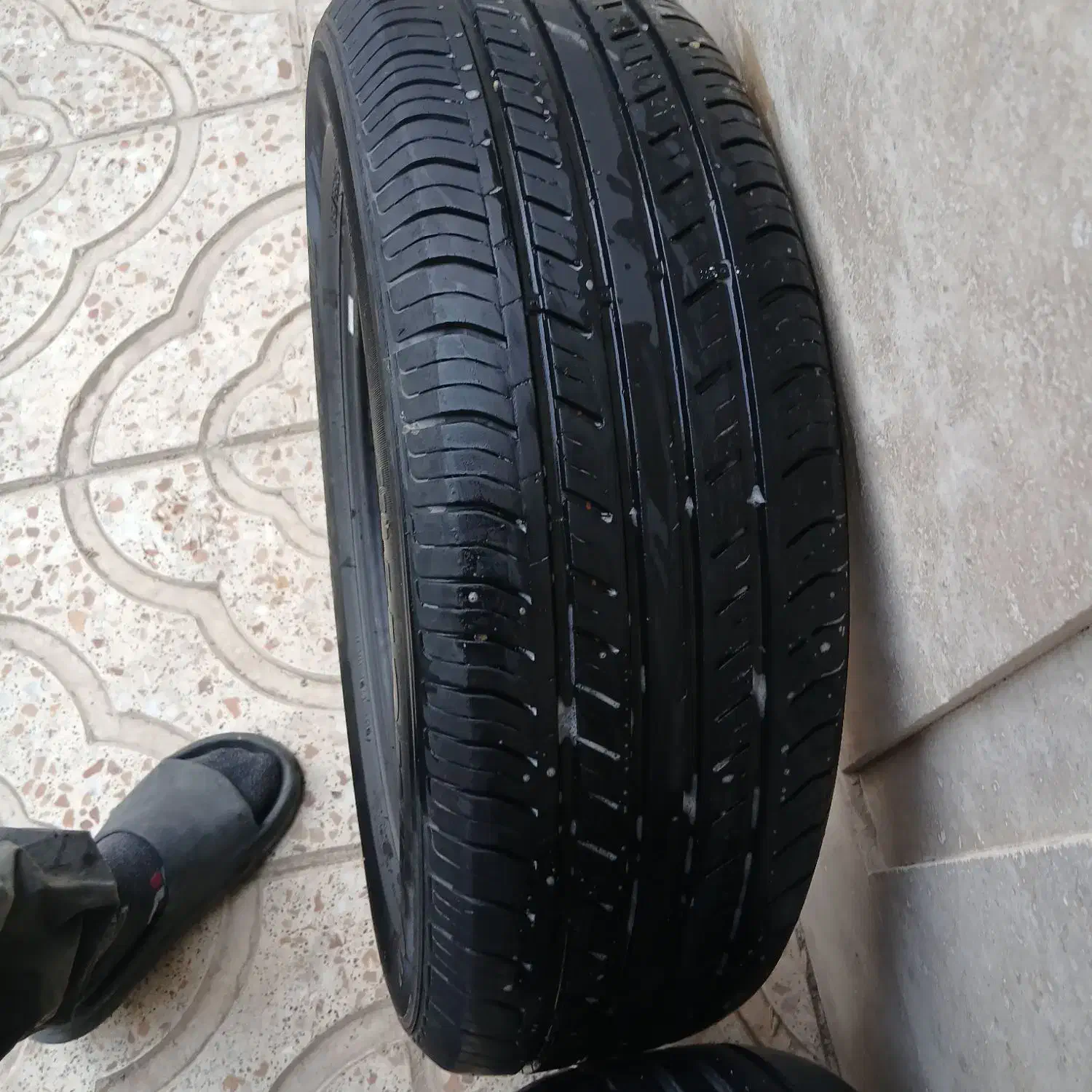 تایر کومهو ۴۰ درصد۱۸۵/۱۴|قطعات یدکی و لوازم جانبی|مشکین‌دشت, |دیوار