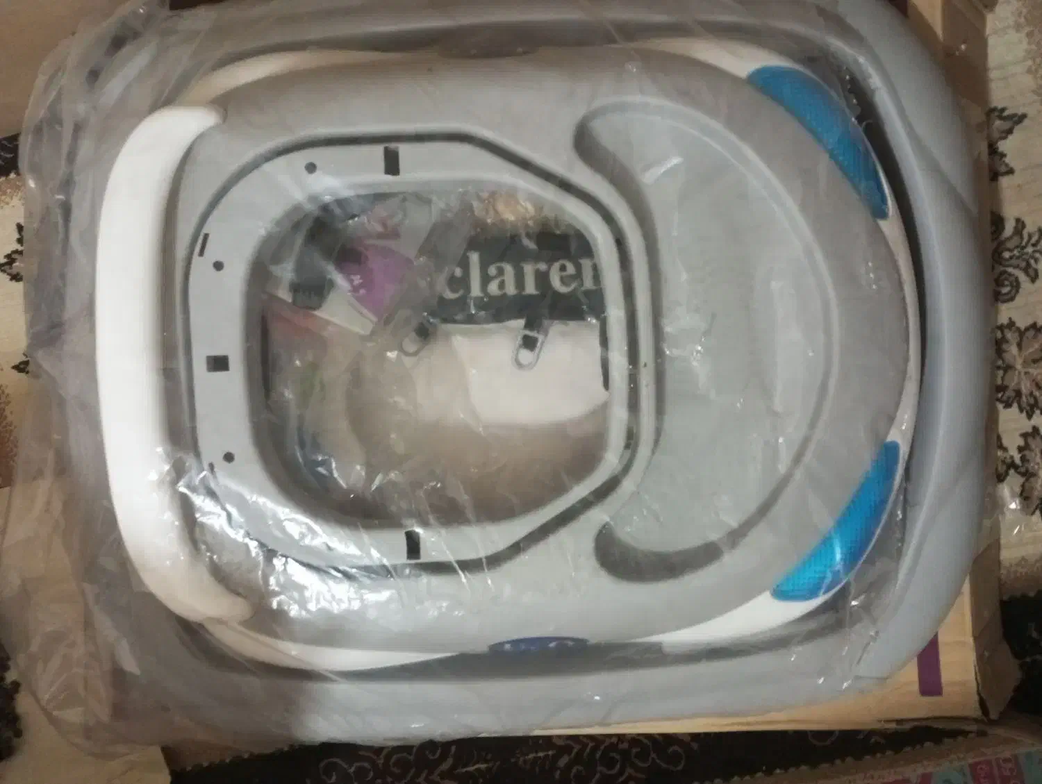 در کالسکه ولوازم جانبی|کالسکه و لوازم جانبی|برخوار, |دیوار