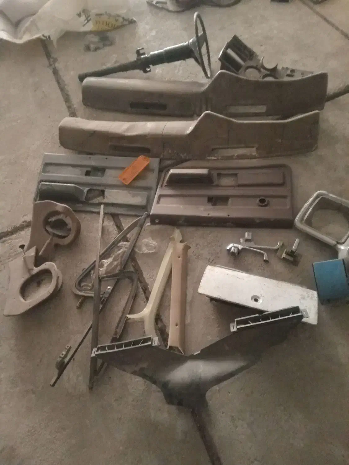 لوازم بلیزر و کاستوم|قطعات یدکی و لوازم جانبی|فردیس, فردیس|دیوار