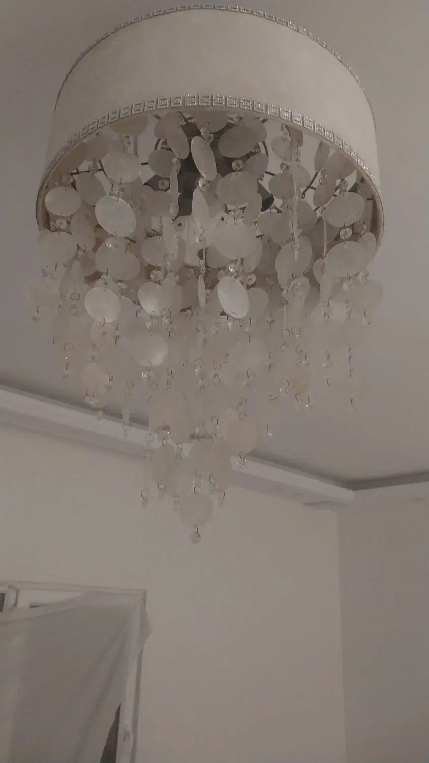 لوستر صدفی بسیار زیبا|لوستر و چراغ آویز|تهران, سهروردی|دیوار