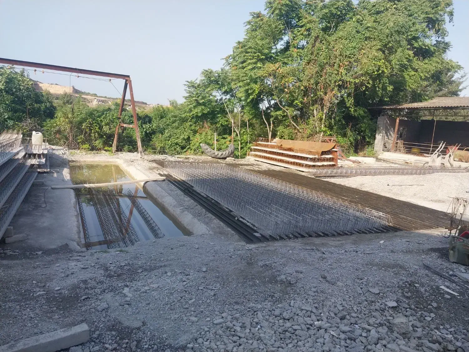 کارگاه تیرچه و درب افزار پایه فنس بتنی ،یونولیت|مصالح و تجهیزات ساختمان|آق قلا, |دیوار