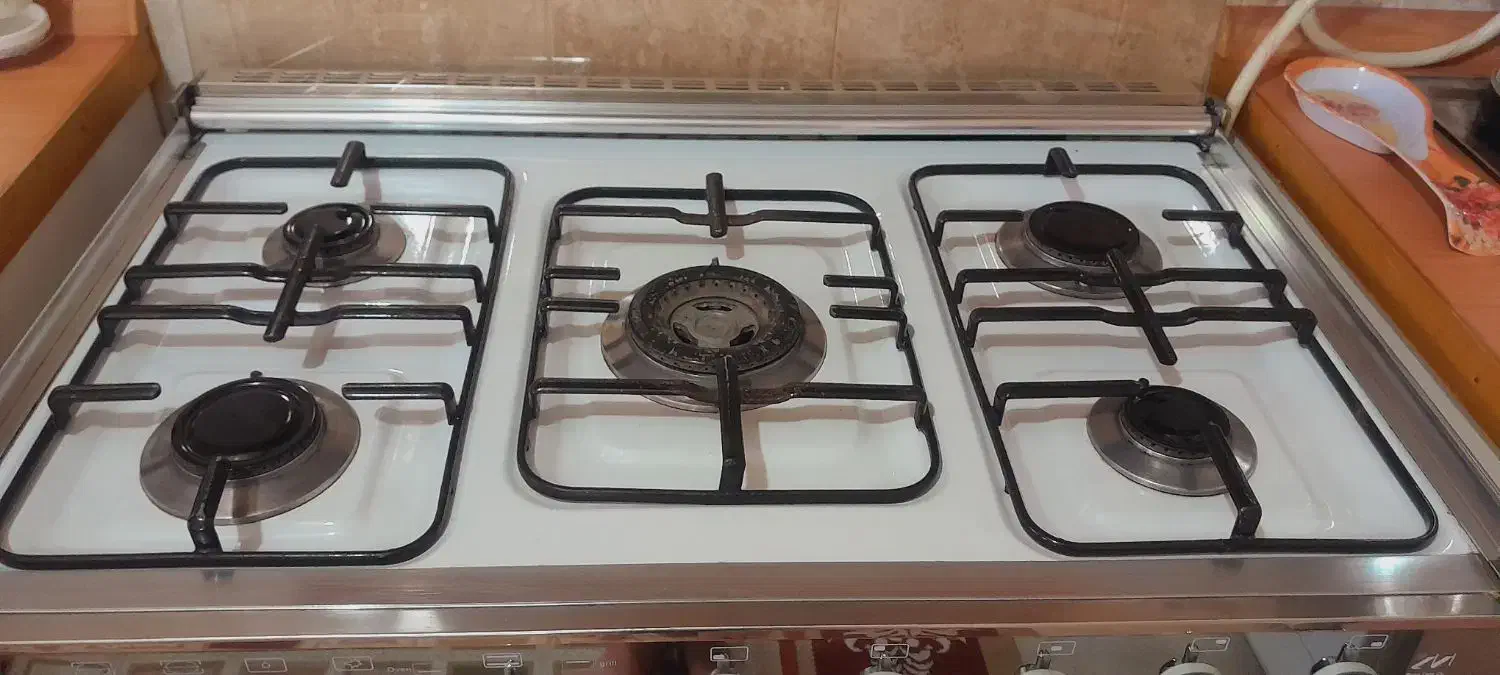 گاز پنج شعله فر دار|اجاق گاز و لوازم برقی پخت‌وپز|حبیب آباد, |دیوار