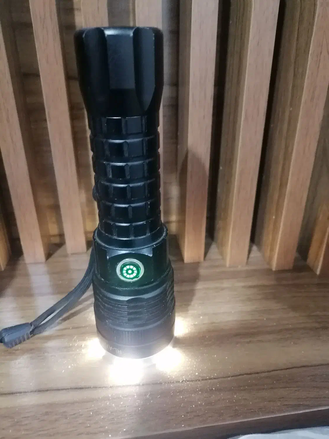 چراغ قوه مدل p50|کوهنوردی و کمپینگ|گالیکش, |دیوار