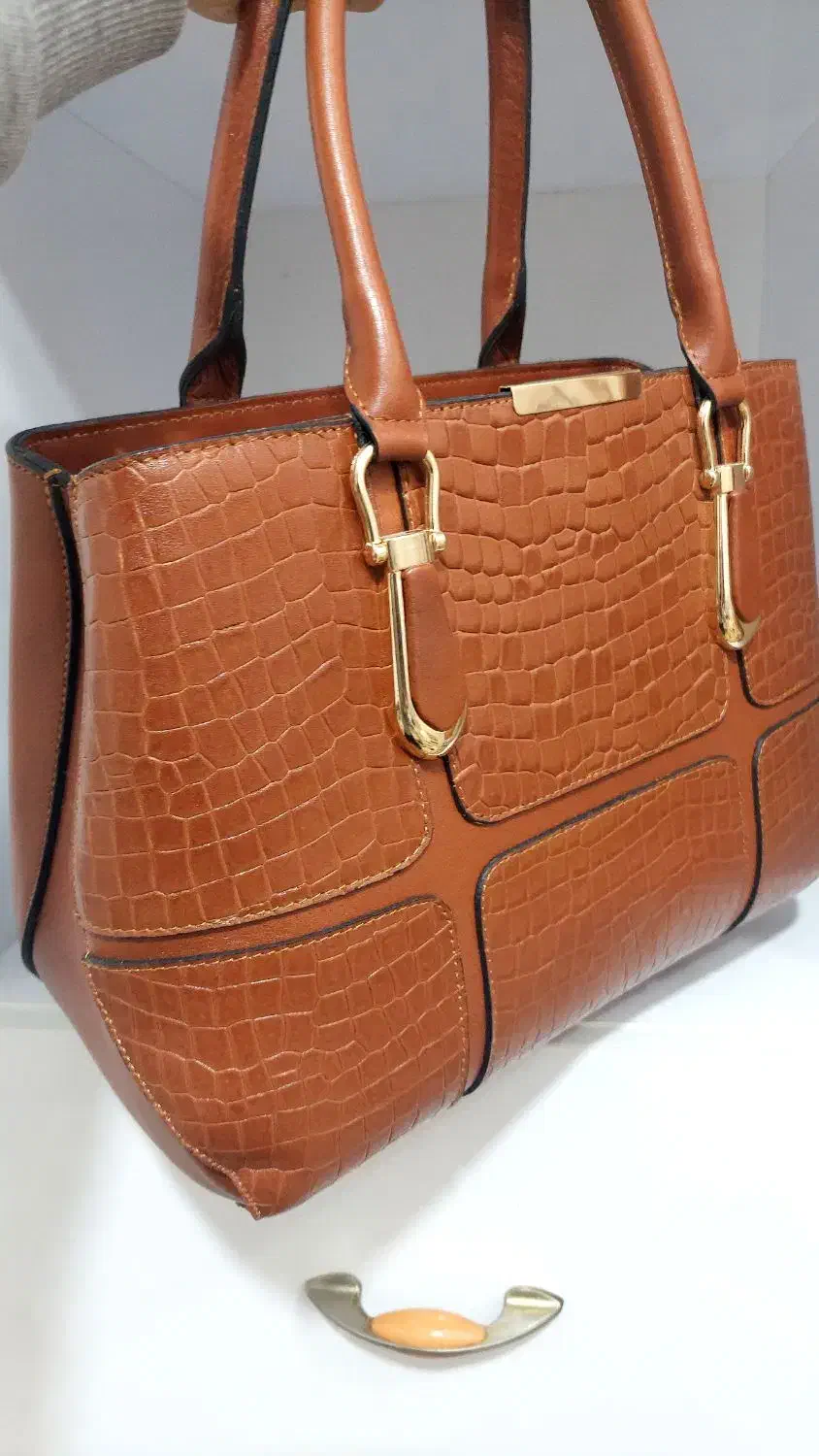 یک عدد کیف زنانه تمام چرم سالم|کیف، کفش، کمربند|تبریز, |دیوار