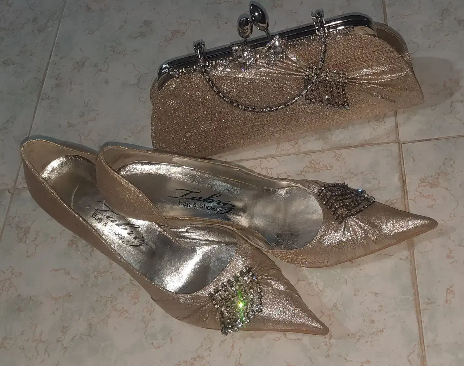 ست کیف و کفش عروس|کیف، کفش، کمربند|اصفهان, کوی امیریه|دیوار