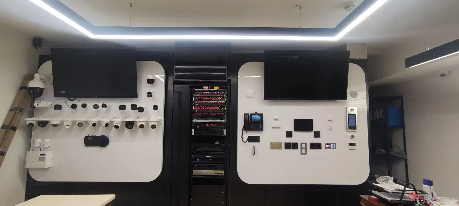 دوربین مداربسته و دزدگیر اماکن|دوربین مداربسته|فولادشهر, B4|دیوار