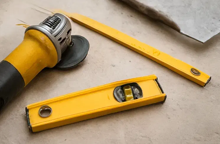 بازسازی کامل ساختمان با نظارت مستقیم مهندس|خدمات پیشه و مهارت|اصفهان, مهرآباد|دیوار