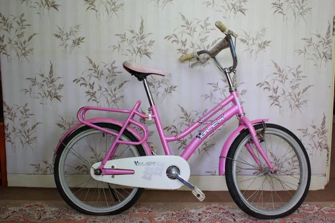 دوچرخه دخترانه سایز ۲۰|دوچرخه، اسکیت، اسکوتر|کرج, شهرک فهمیده|دیوار
