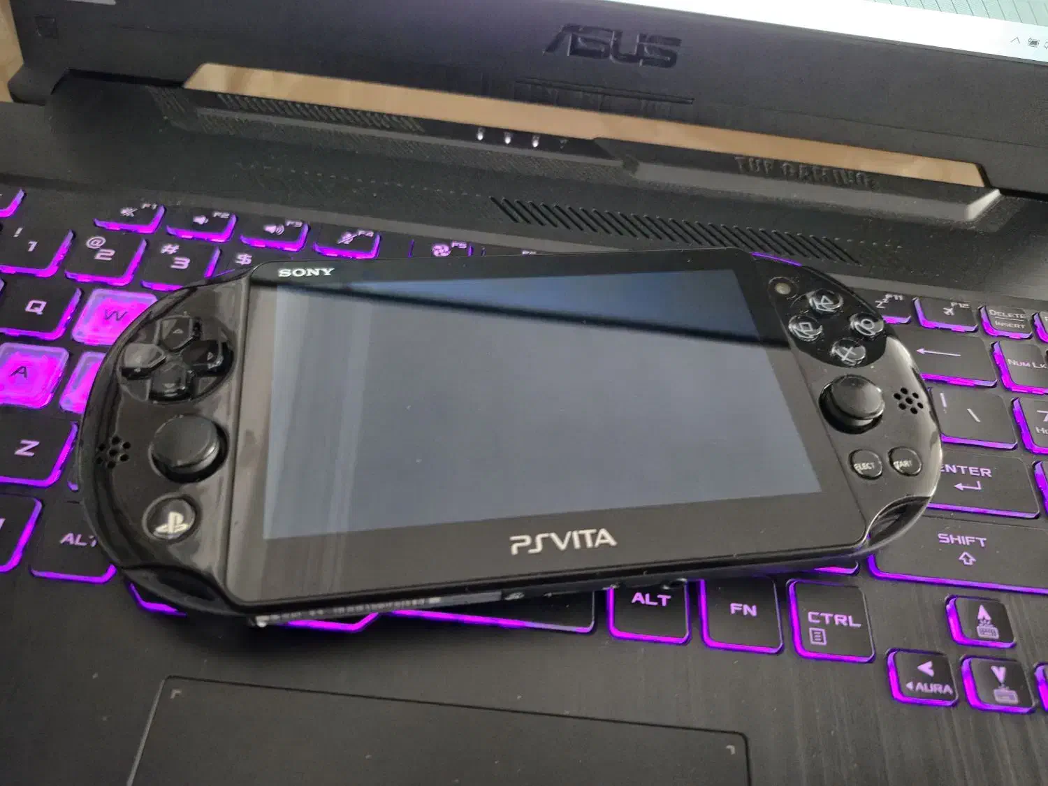 پلی استیشن ویتا|کنسول، بازی ویدئویی و آنلاین|شیراز, آزادگان|دیوار