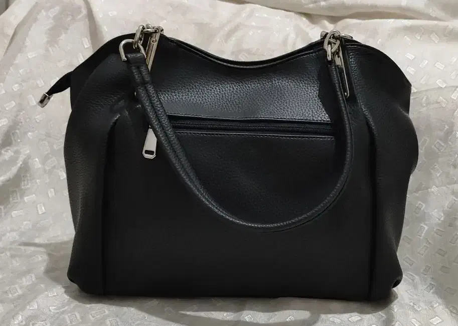 کیف بزرگ زنانه چرم وارداتی|کیف، کفش، کمربند|قم, پردیسان|دیوار