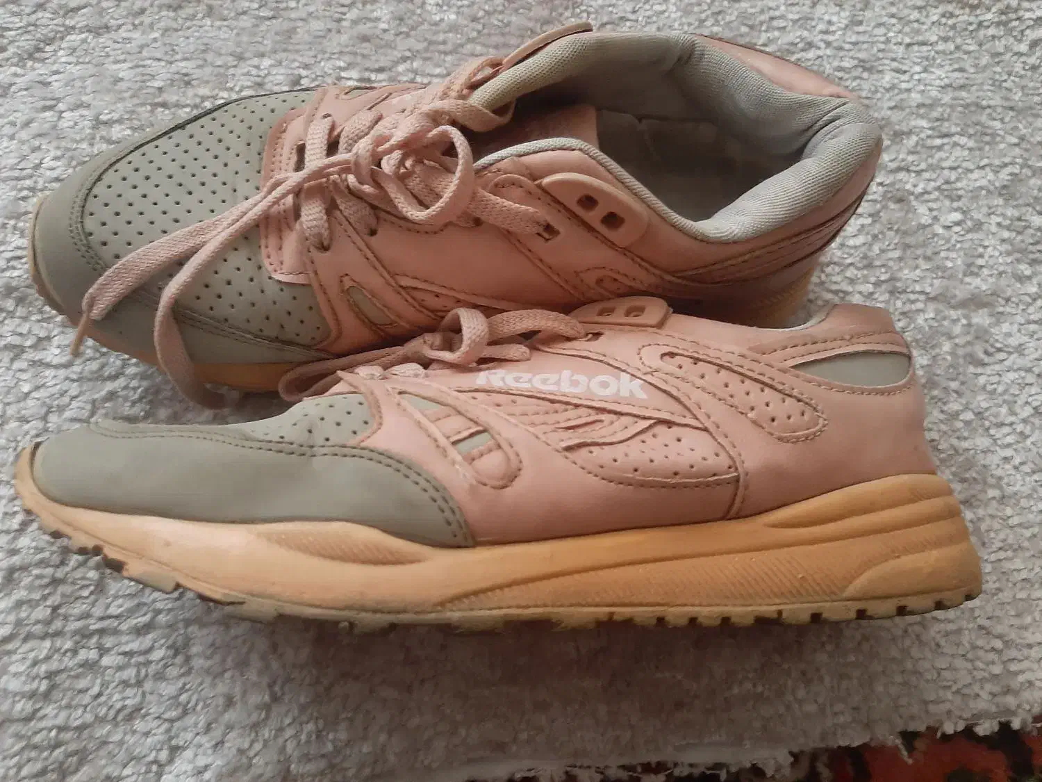 کفش کتونی|کیف، کفش، کمربند|ارومیه, |دیوار