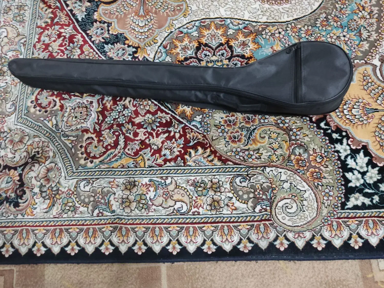 کیف  سه تار|ویولن|دزفول, |دیوار