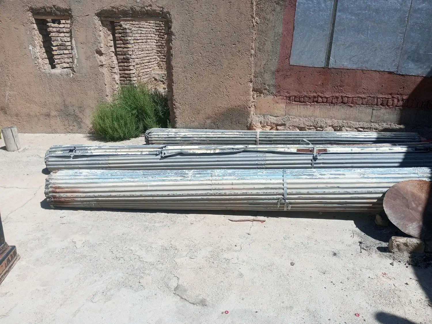 فروش چند کرکره های قدیمی.|مصالح و تجهیزات ساختمان|دینور, |دیوار