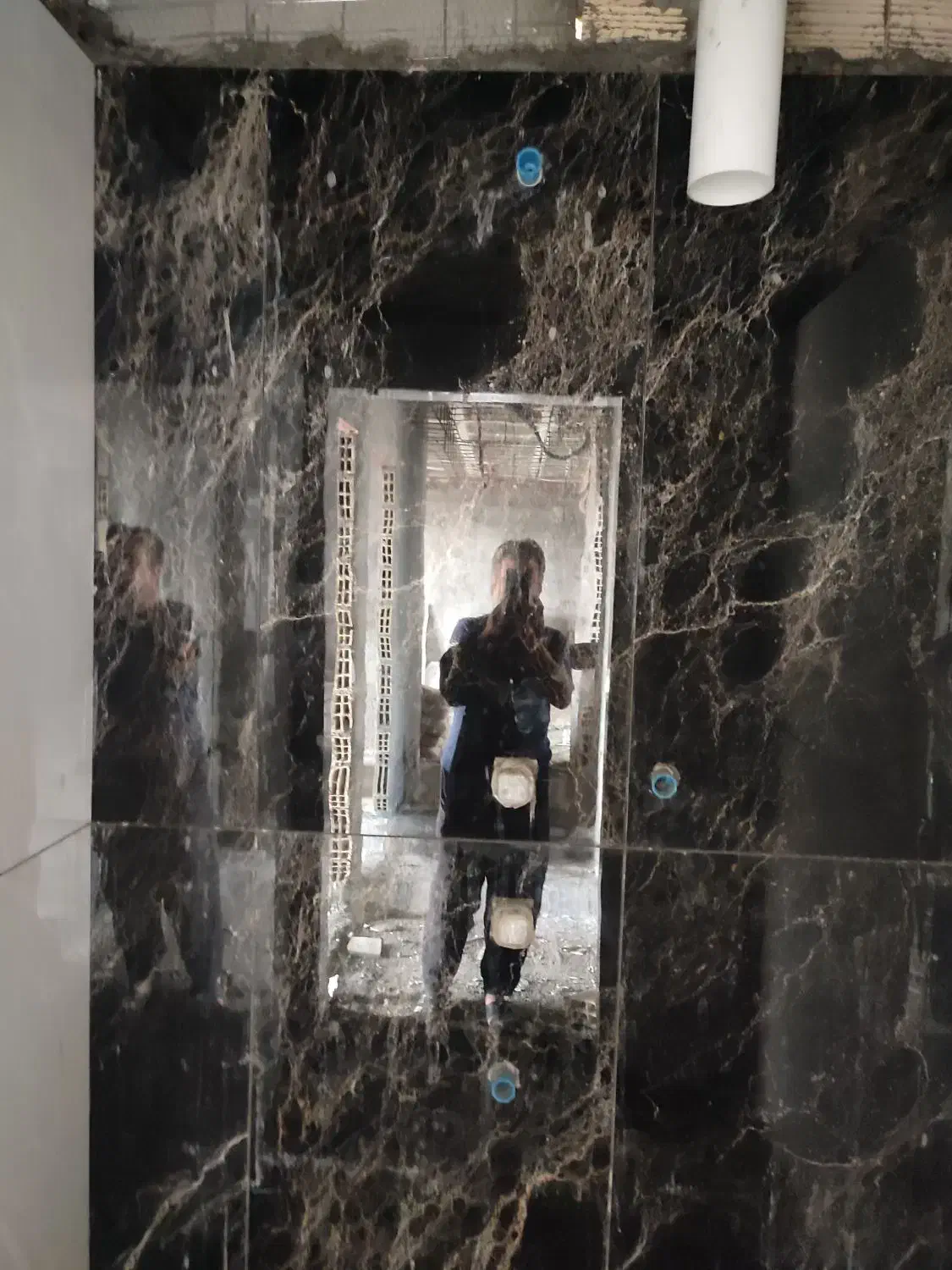 سنگ کاری وکاشی سرامیک کاری وپله|خدمات پیشه و مهارت|بندرعباس, |دیوار