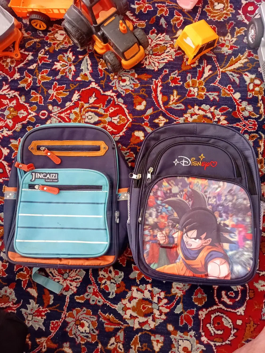 کیف مدرسه مناسب|کیف، کفش، کمربند|لنجان, |دیوار