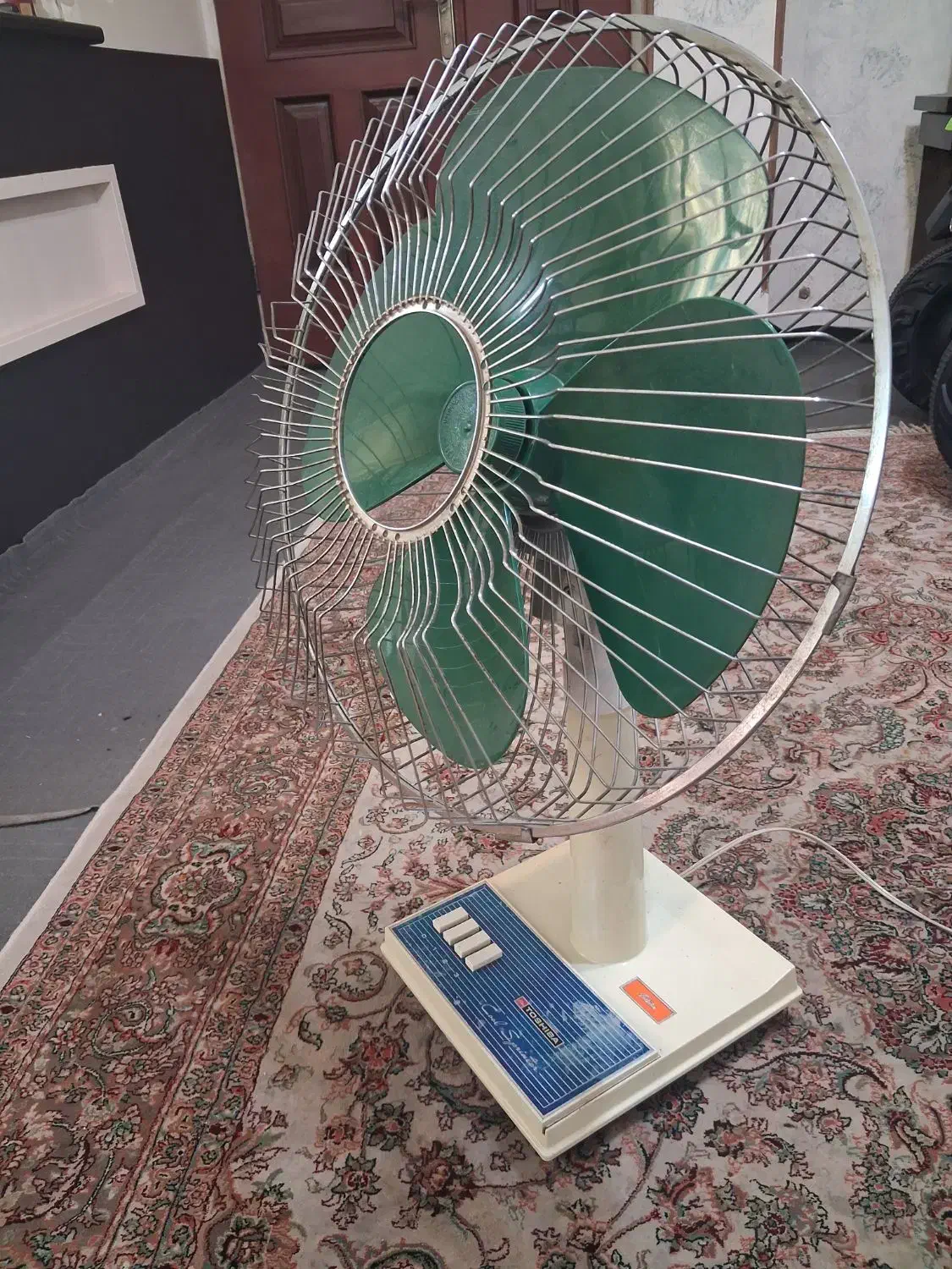 پنکه توشیبا و پارس خزر 800 تومان فوری فوری|پنکه و تصفیهکنندهٔ هوا|کرج, شهرک بنفشه|دیوار