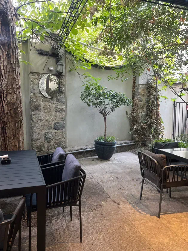 ویتر و سالن کار  کافه رستوران|استخدام خدمات فروشگاه و رستوران|تهران, تجریش|دیوار