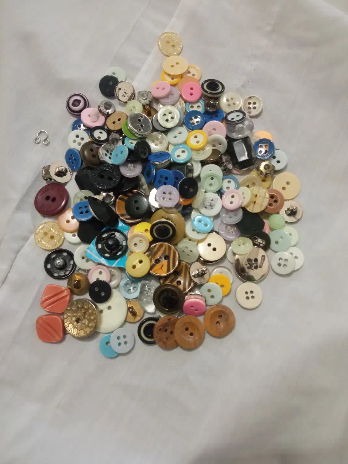 دکمه|لوازم خیاطی و بافتنی|خرمآباد, |دیوار