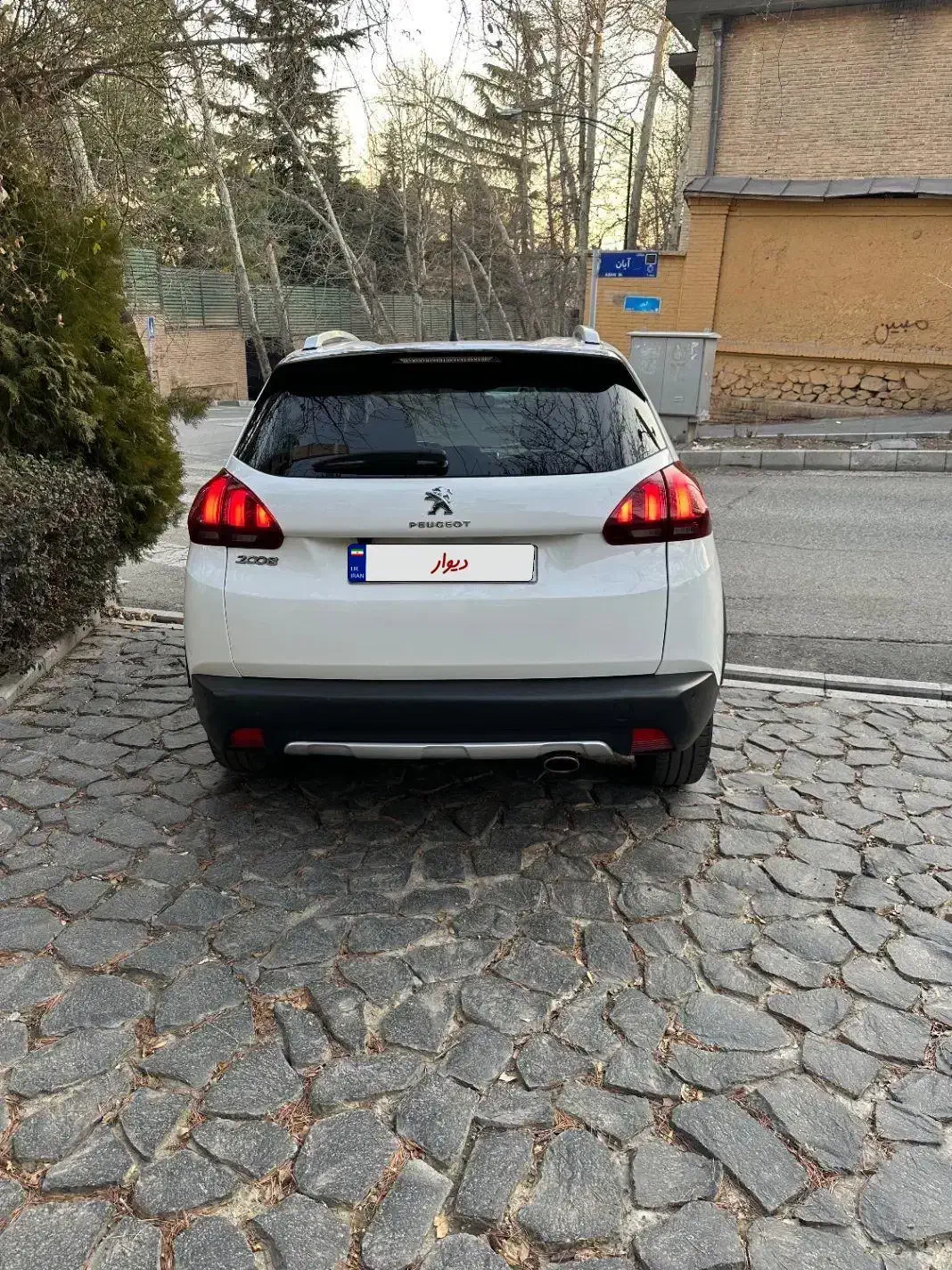 پژو ۲۰۰۸ مدل ۹۷|خودرو سواری و وانت|تهران, فرمانیه|دیوار