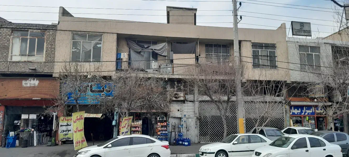 مغازه ۱۸۰ متری  با ۶۰ متر بالکن|اجارهٔ مغازه و غرفه|ری, شهید بهشتی|دیوار