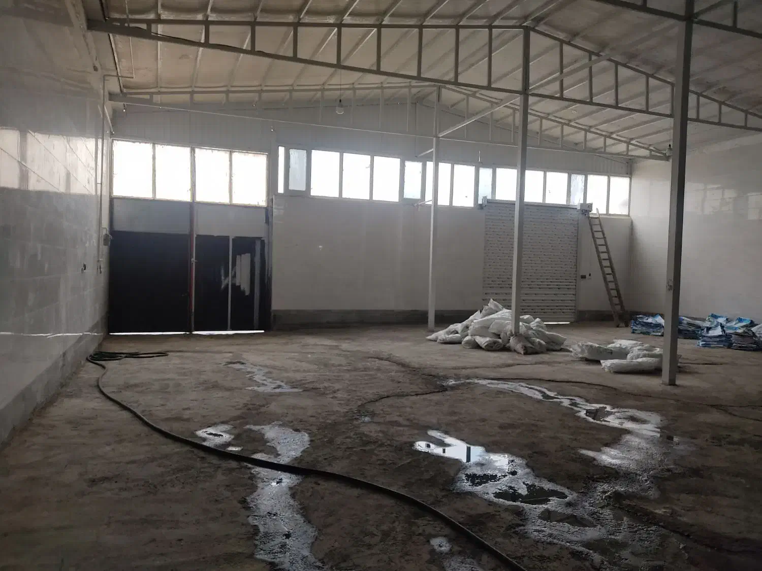 برای فروش|فروش دفتر صنعتی، کشاورزی، تجاری|بهار, |دیوار