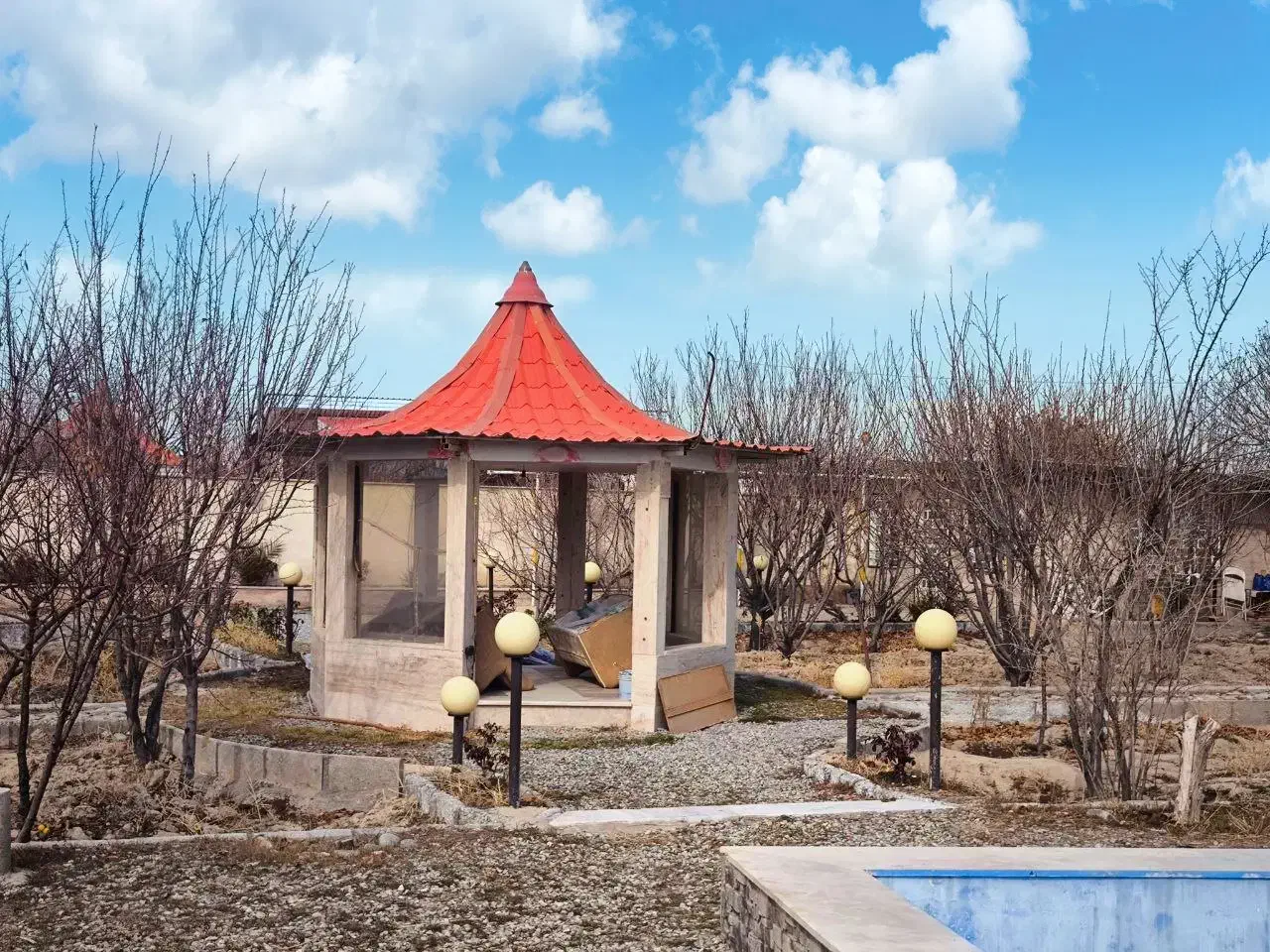 ( یه فرصت خیره کننده ) ۱۰۰۰ متر ویلا با قدمت|فروش خانه و ویلا|ماهدشت, |دیوار