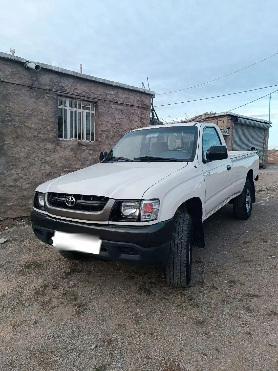 تویوتا هایلوکس مزایده|خودرو سواری و وانت|بانه, |دیوار