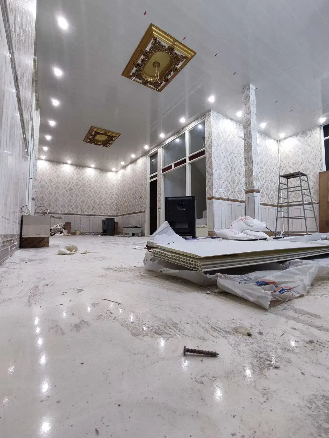 بازسازی( کابینت کناف کاغذدیواری|خدمات پیشه و مهارت|کاشان, مدرس|دیوار