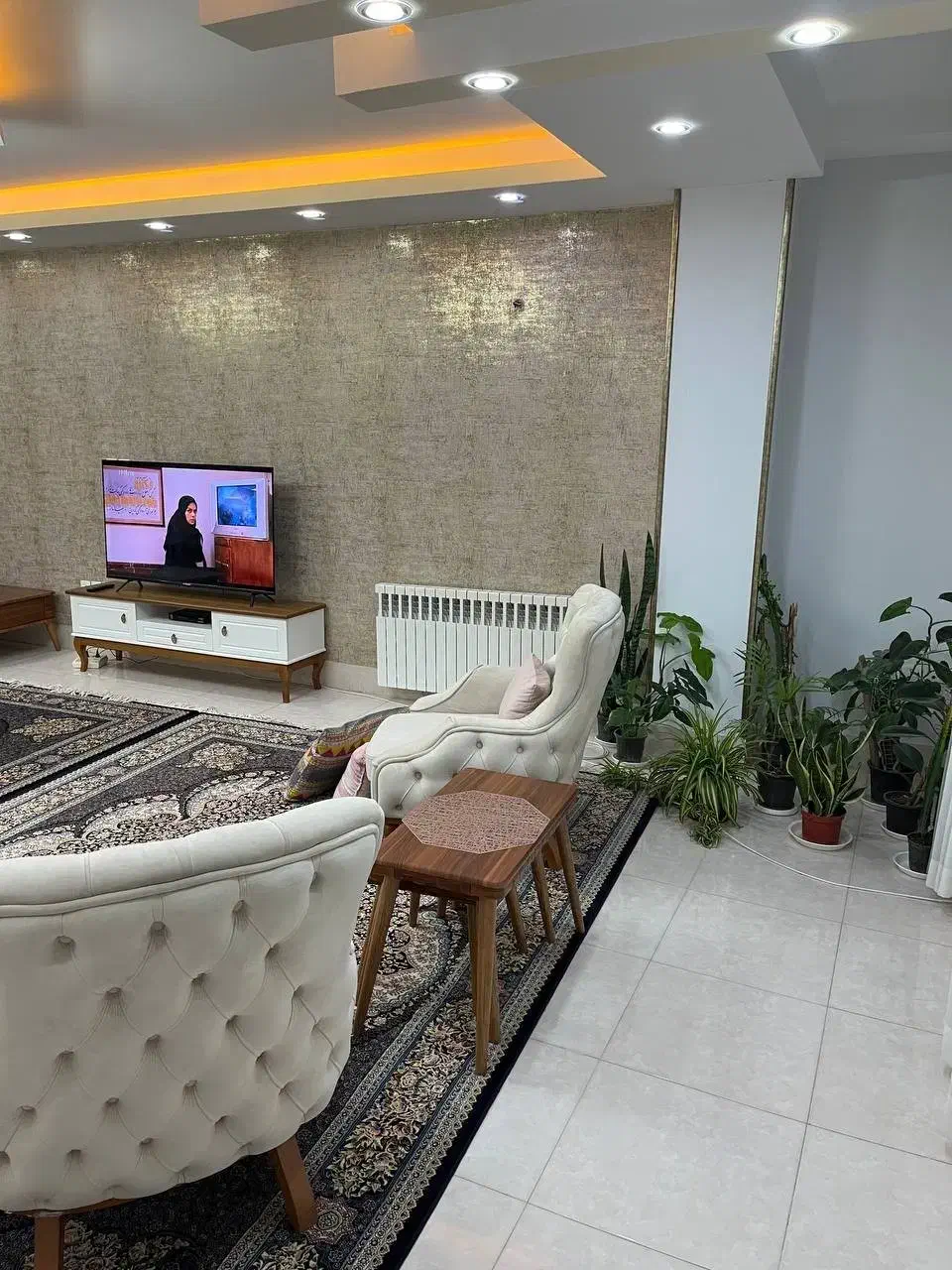 رهن و اجاره واحد ویلایی همکف فوق لوکس|اجارهٔ خانه و ویلا|صدرا-فارس, فاز ۲|دیوار