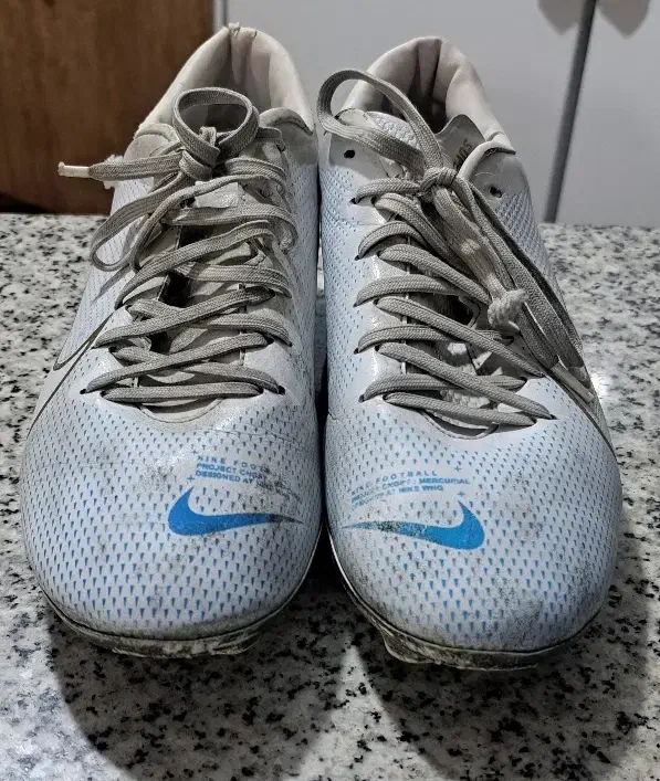 کفش استوک|کیف، کفش، کمربند|شیراز, محراب|دیوار