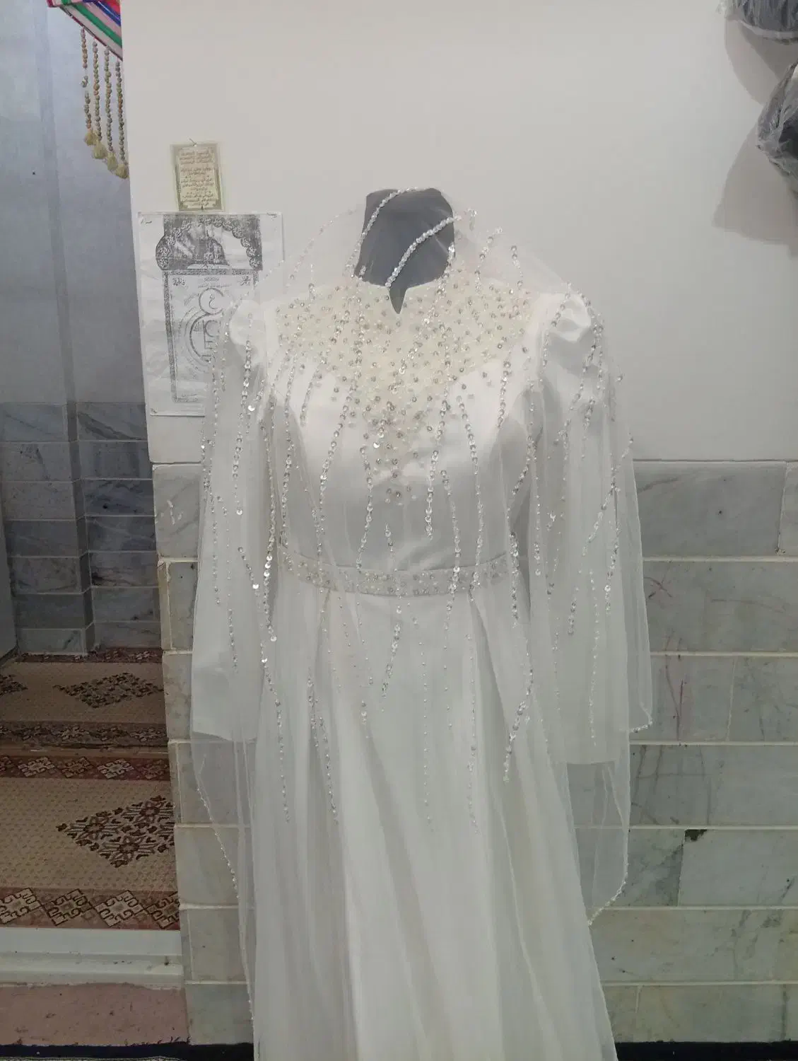 لباس نامزدی رنگ سفید|لباس|قم, زند آباد|دیوار