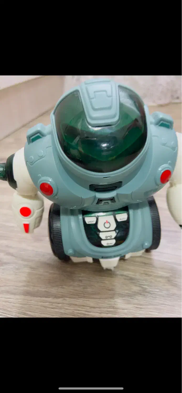 ربات و هواپیما کاملا سالم|اسباب‌بازی بچه|بابل, |دیوار