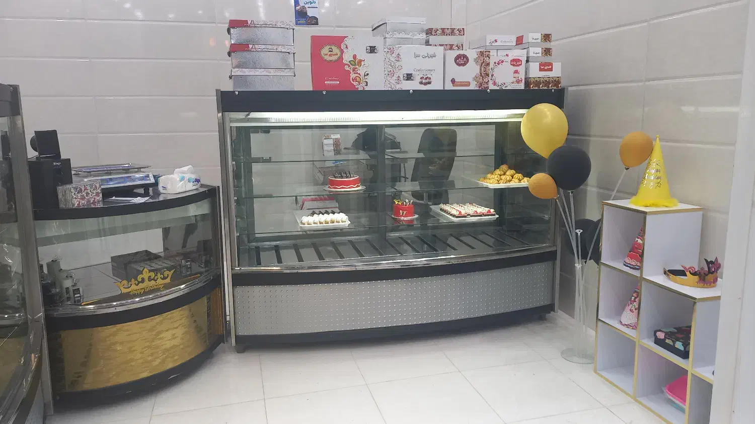 یخچال صنعتی(قنادی،لبنیاتی و بستنی فروشی)|فروشگاه و مغازه|زواره, |دیوار