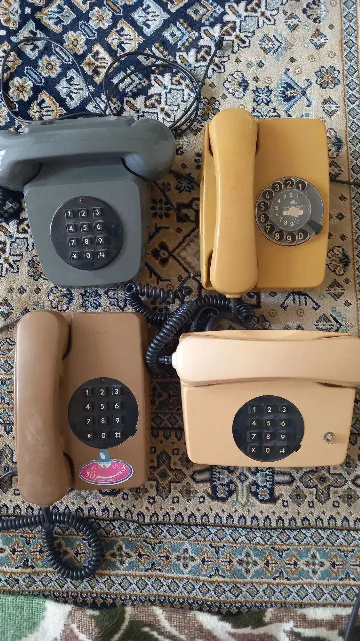 فروش ۴عددگوشی تلفن ثابت قدیمی|تلفن رومیزی|اردبیل, |دیوار