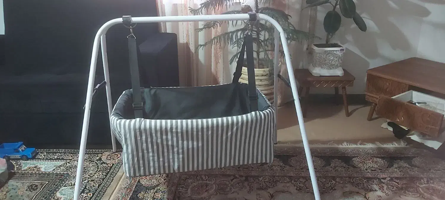 گهواره نوزاد|تخت و صندلی بچه|سقز, |دیوار