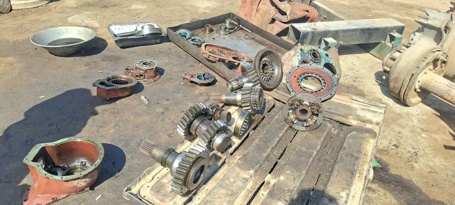 نیازمند تعمیرکار ماشین سنگین اوستا کار|خدمات موتور و ماشین|قم, ولیعصر|دیوار