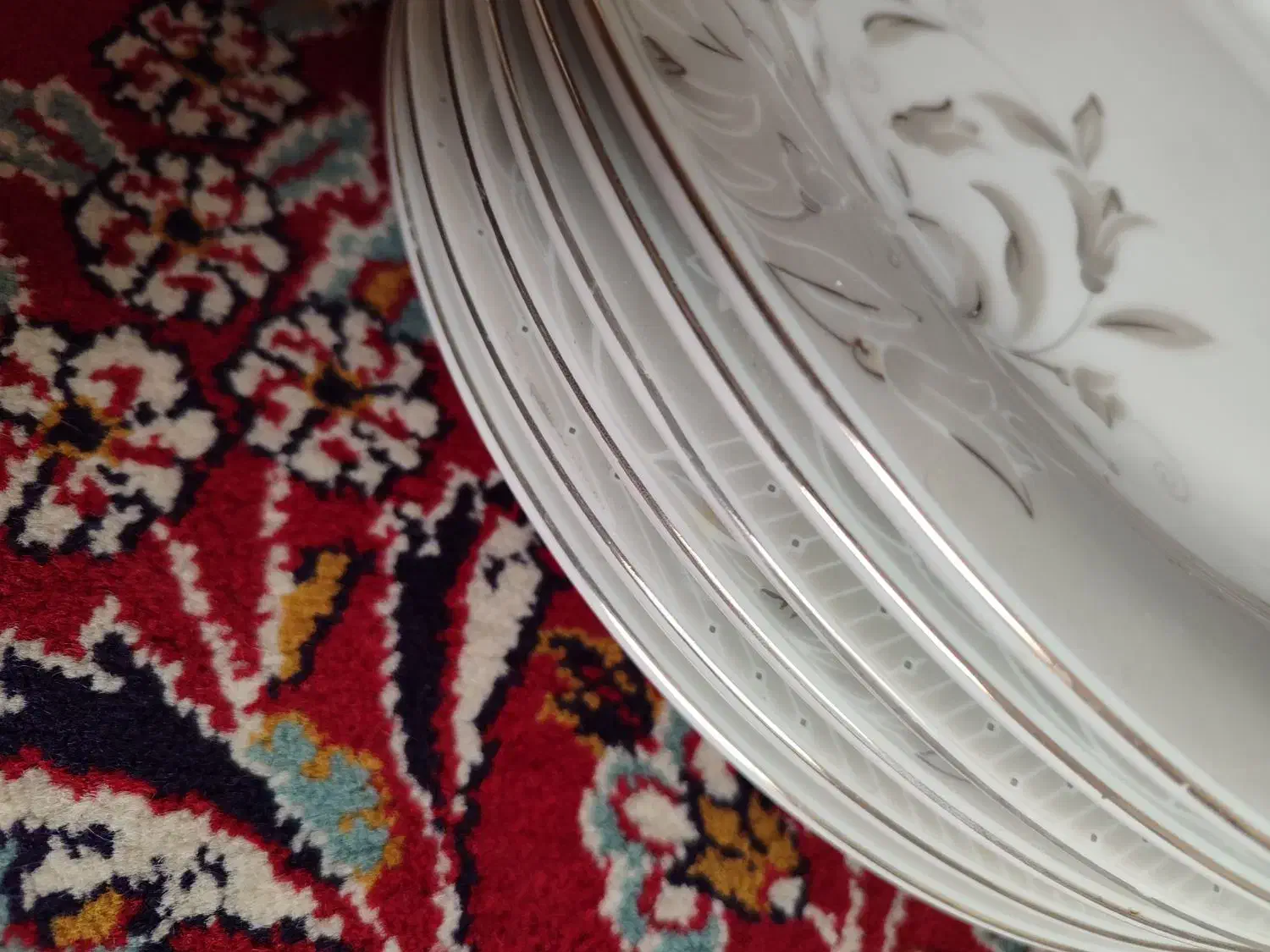 بشقاب چینی|ظروف سرو و پذیرایی|شیراز, لشکری‎|دیوار