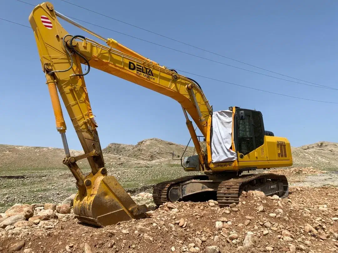 بیل مکانیکی 220اماده همکاری|خودرو سنگین|بوشهر, |دیوار