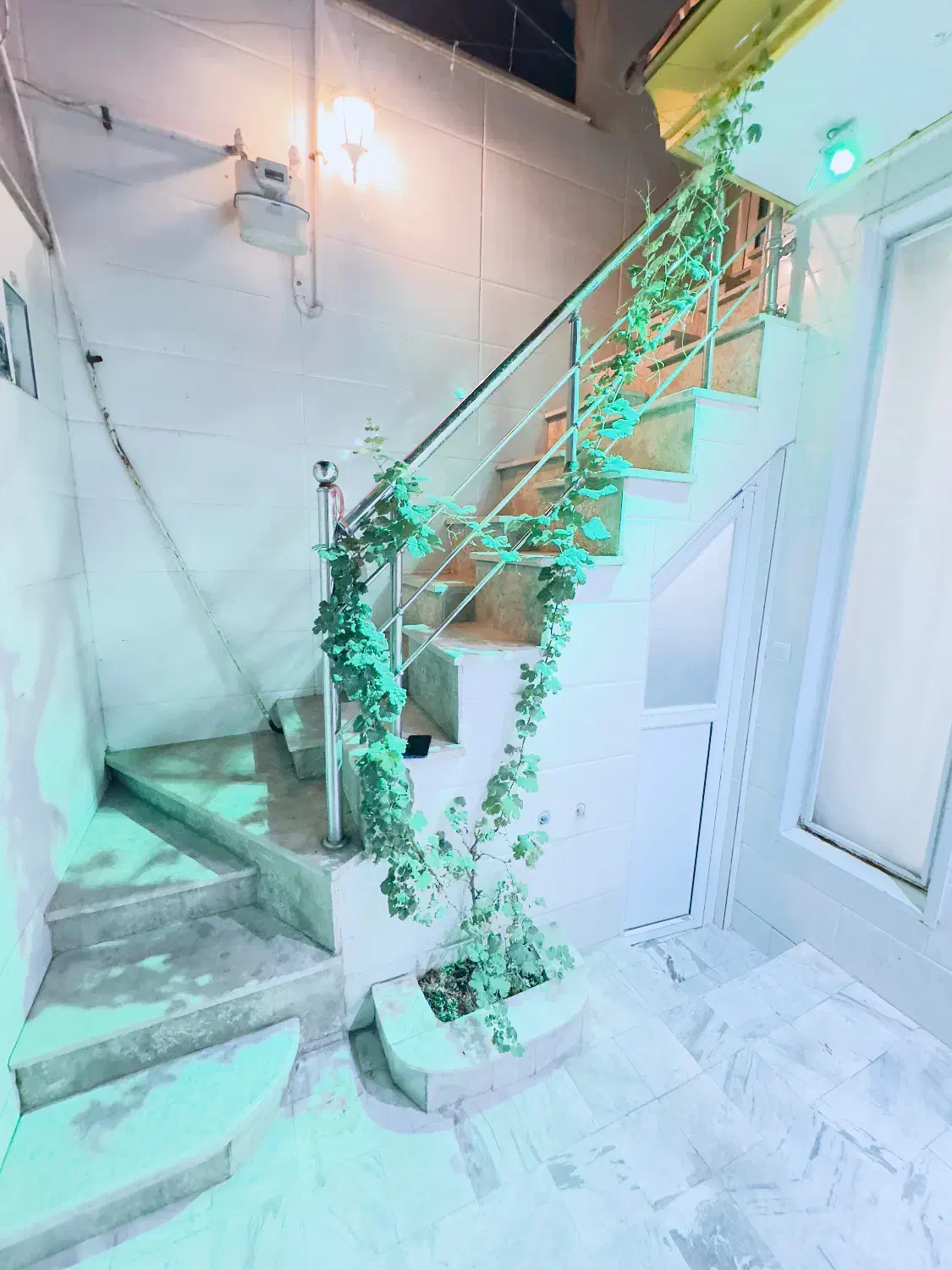 مسکونی رهن و اجاره دربست|اجارهٔ آپارتمان|قم, صفائیه|دیوار