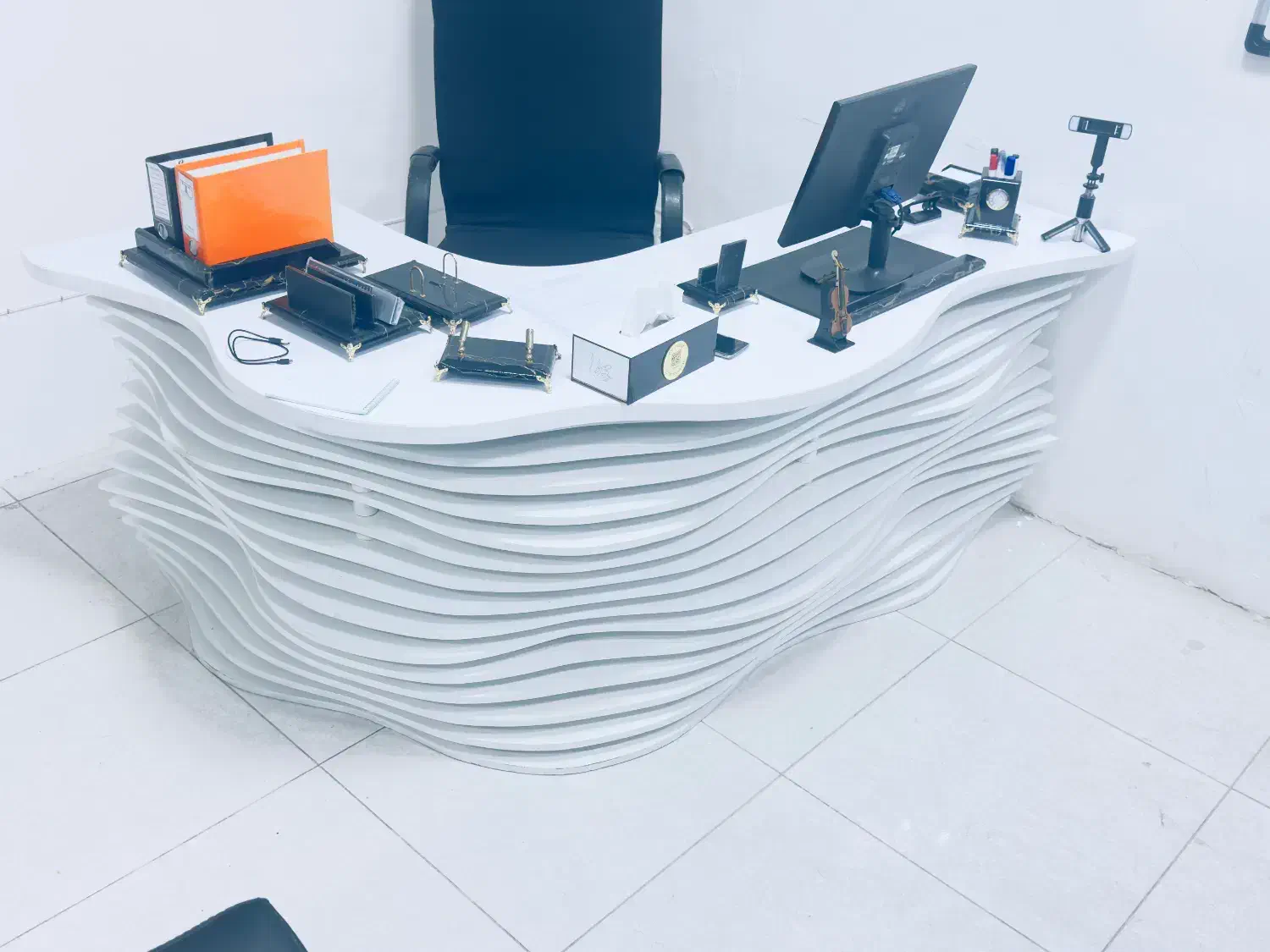 میز مدیریت ۳بعدی پارامتریک|مبلمان اداری|قم, بلوار امین و ساحلی|دیوار