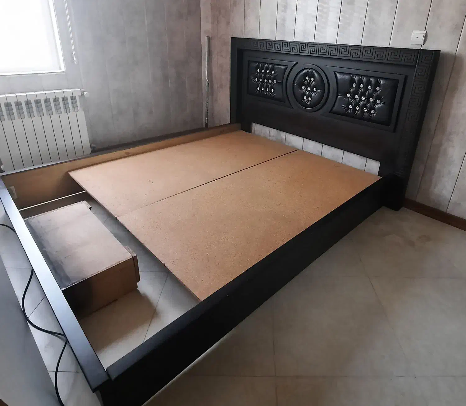 تخت ۲نفره|تخت و سرویس خواب|ری, صفاییه (چشمه علی)|دیوار