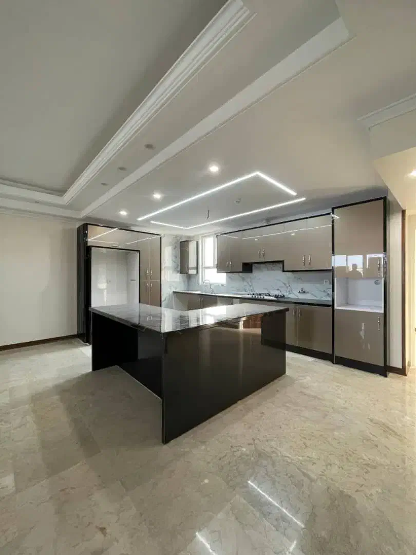 فروش آپارتمان 115متری/2پارکینگ سندی/غرق نور|فروش آپارتمان|تهران, دکتر هوشیار|دیوار