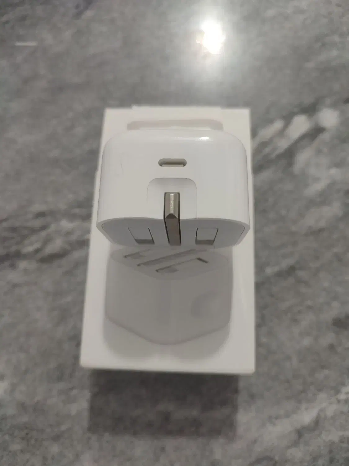 آداپتور 20وات اصلی زمانتی صفر|لوازم جانبی موبایل و تبلت|سقز, |دیوار