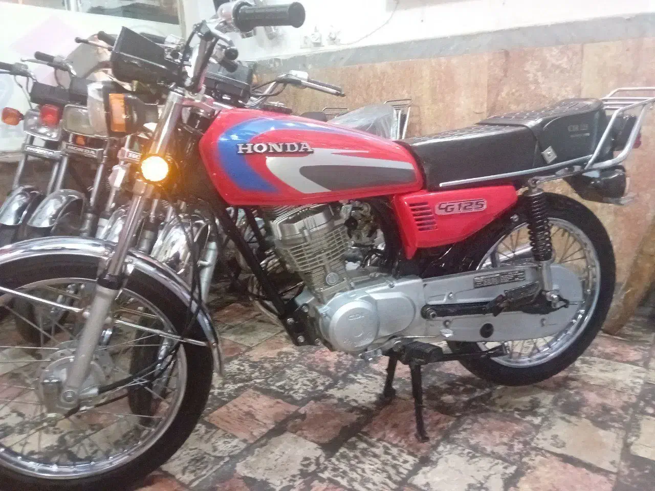 مزایده ۱۲۵|موتورسیکلت|تبریز, |دیوار