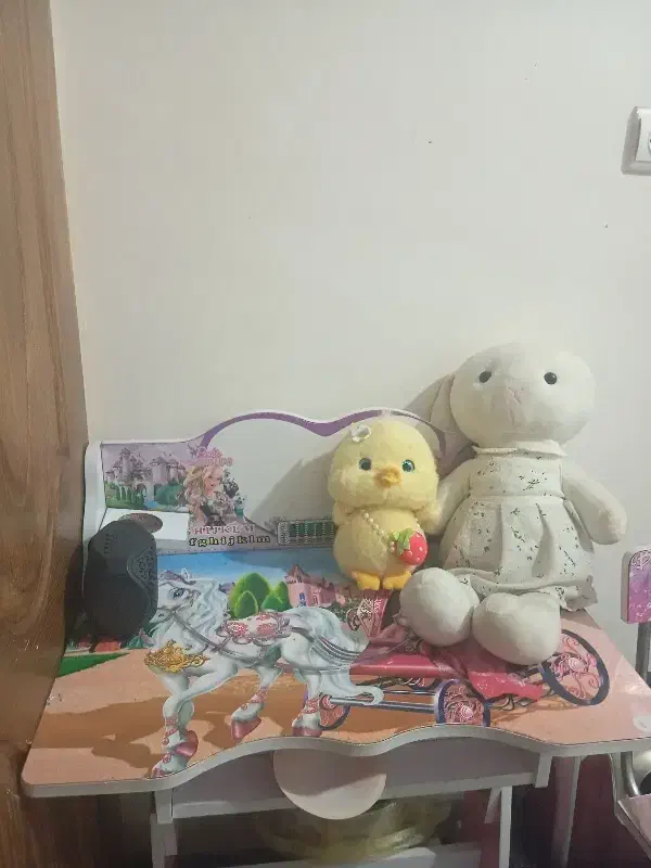 میز لوازم تحریر|لوازم التحریر|قرچک, زیبا شهر|دیوار