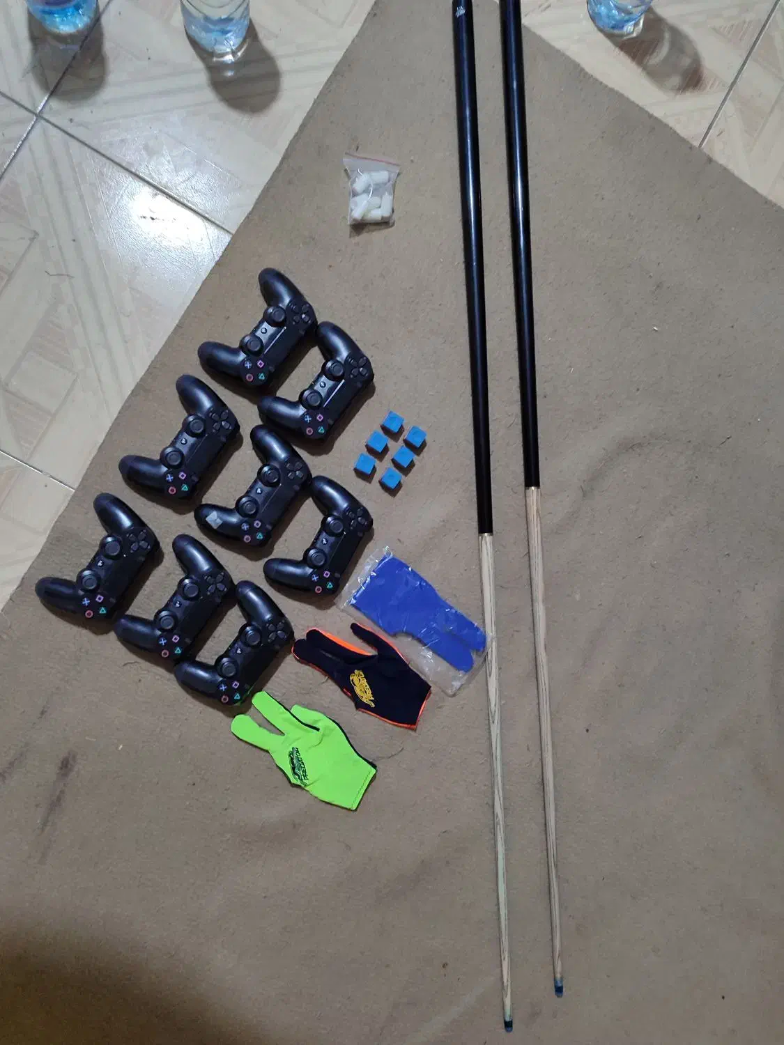 دسته pes4 اصل و چوب بیلیارد و گچ|کنسول، بازی ویدئویی و آنلاین|دلیجان, |دیوار