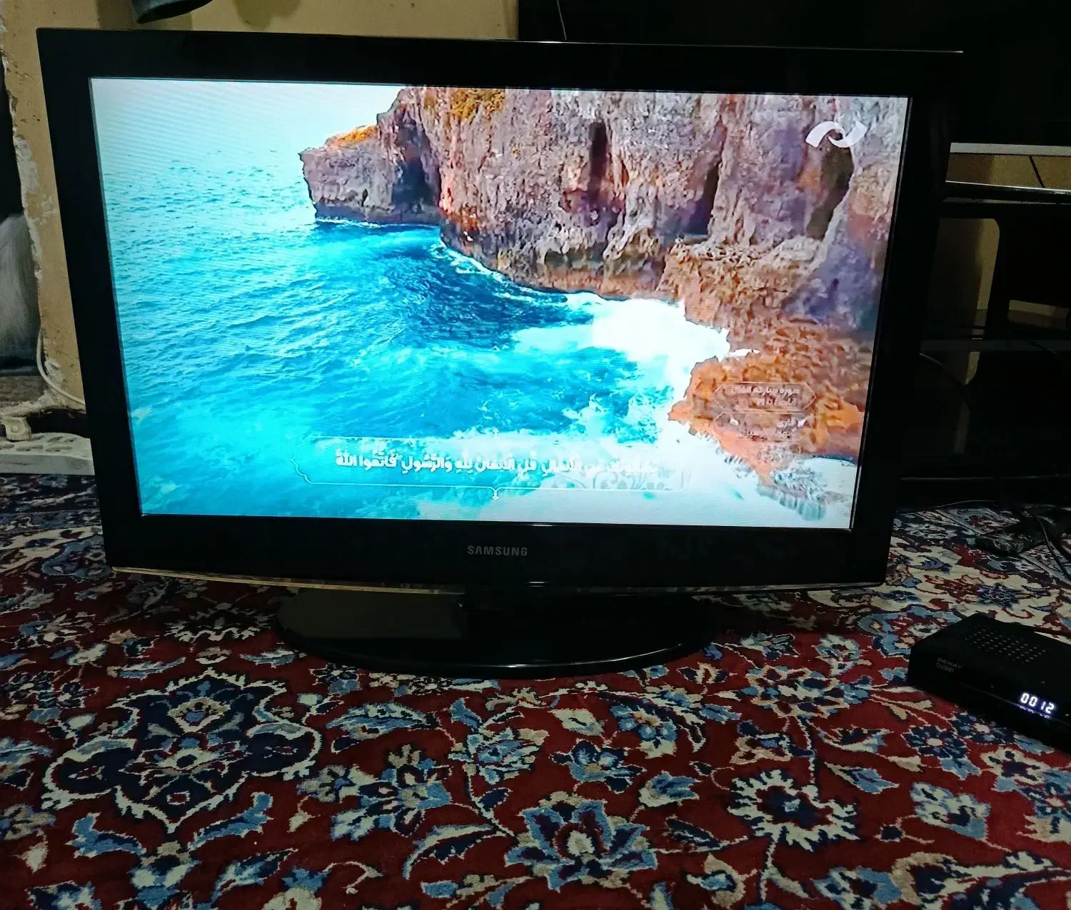 32 سامسونگ|تلویزیون و پروژکتور|قم, دروازه ری|دیوار